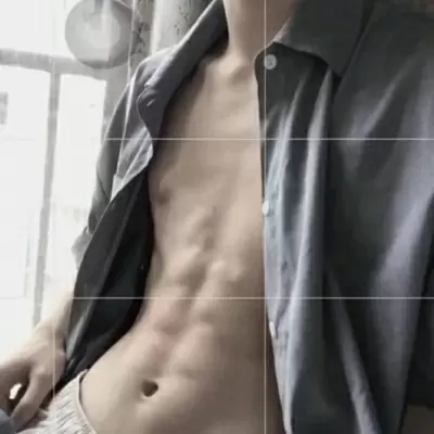 腹肌照片无脸  不露脸晒肌肉的男生头像图片
