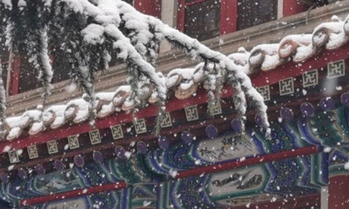 描写雪景的唯美句子 雪景发朋友圈配一句话遇见雪景好心情的文案图片