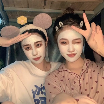 闺蜜头像一左一右配对亲密无间图片