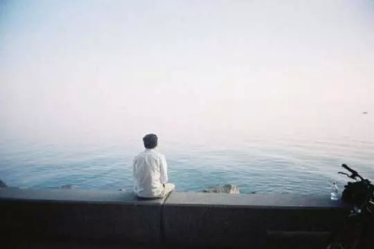 且行且珍惜的经典句子 感慨人生不易的句子图片