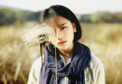 特别温暖感动的一句话 体贴关心人的话图片