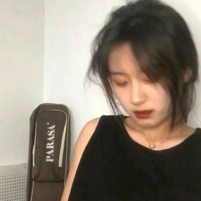 可爱真实女生的生活照片  微信实拍十几岁学生头像图片