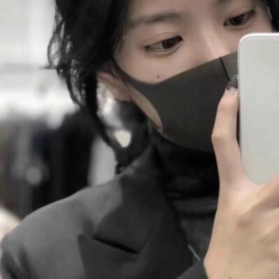17岁同一个女生真人超好看戴口罩可爱头像（精选多张）图片