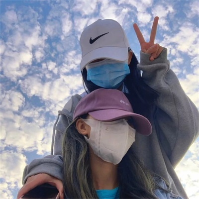 闺蜜头像一左一右配对亲密无间图片