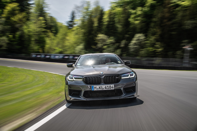 靓车壁纸 宝马 M5 Competition with M Performance Parts
