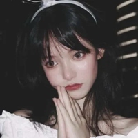 同一个女生头像ins高级质感真实自拍（精选20张）图片