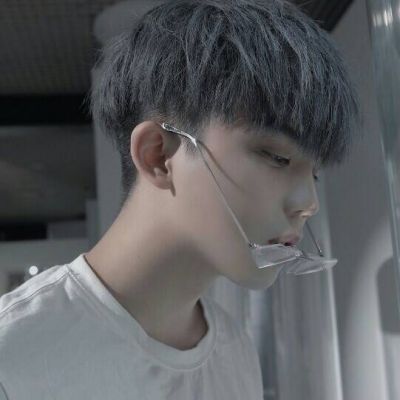 型男有气质高品位头像 给人感觉很酷的头像图片