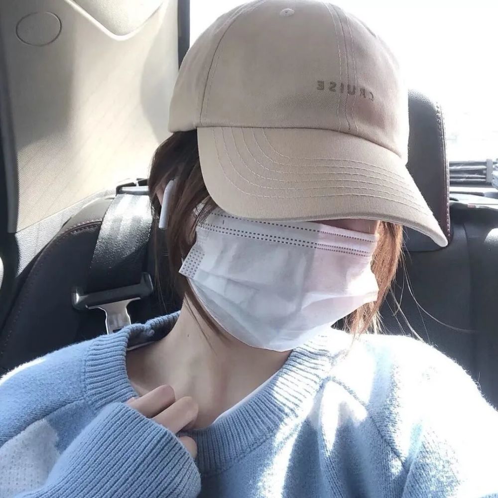 17岁同一个女生真人超好看戴口罩可爱头像（精选多张）图片