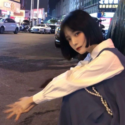 可爱真实女生的生活照片  微信实拍十几岁学生头像图片