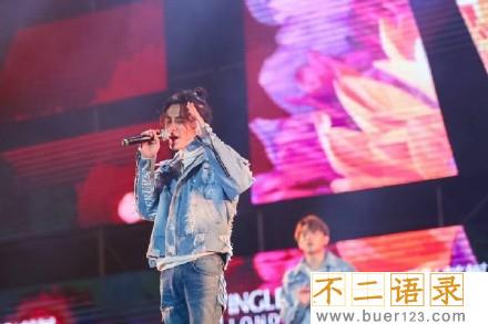 檀健次是日本人吗 檀健次的个人资料 图片