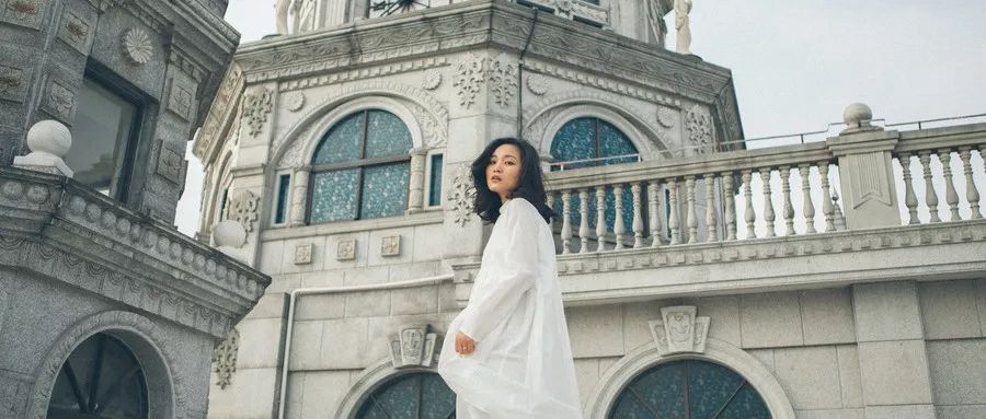 八个字赞美女神的句子,给女神祝福语简短独特
