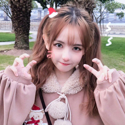 一组16岁同一个女生照片 同一个人（精选18张）图片