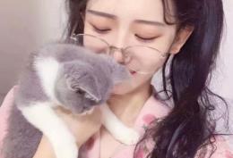 女生头像一组 同一个人的照片多张女生可爱