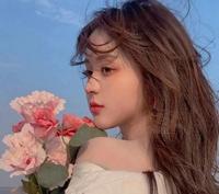 同一个女生头像ins高级质感真实自拍（精选20张）