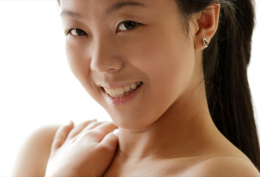 模特薛婧大尺度写真 若隐若现的朦胧感让人怦然心动