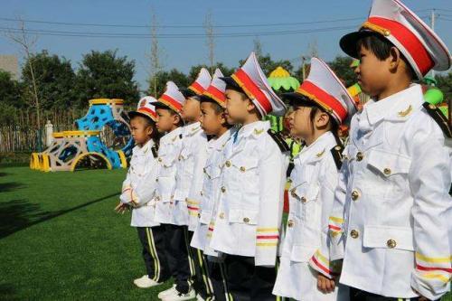幼儿园老师寄语大全