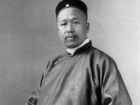 变法失败后康有为有多丑陋，拿假照片到处骗钱，日子过得相当舒坦