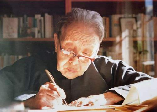 陈景润院士生平事迹简介