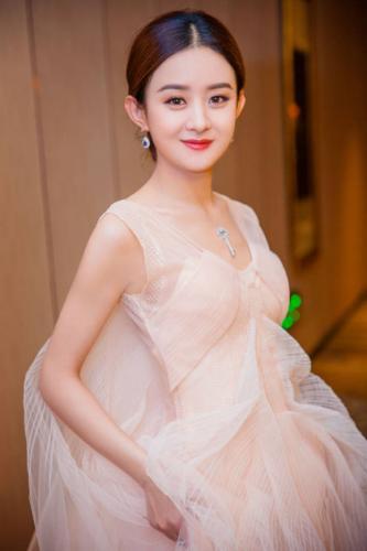 赵丽颖背后不为人知的小故事，当之无愧的励志女王