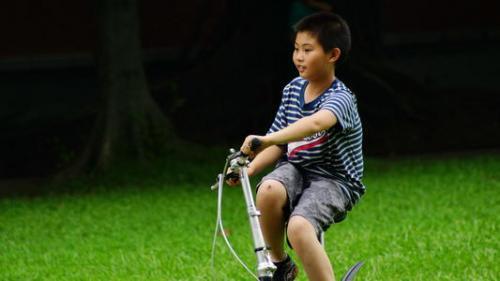 形容两个小朋友关系好的句子50句