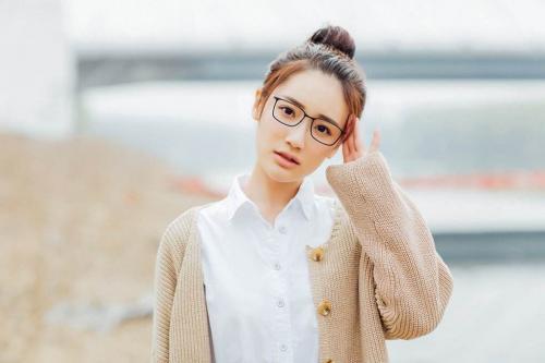 时光见证了所有的幸福。