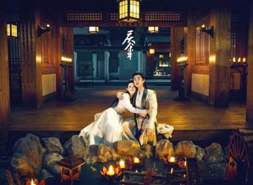 《庆余年》费介揭开影子的面具，看到的是谁？如何评价？