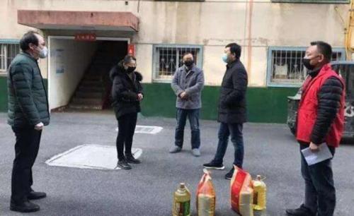 生活中感动的小事作文摘抄