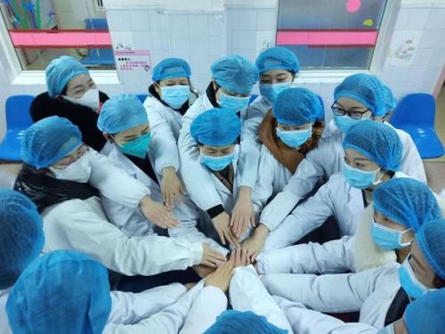 高中新型肺炎疫情作文材料精选三篇